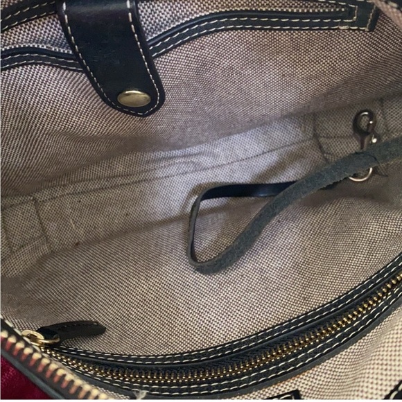 Dooney & Bourke Black and Tan Shoulder Bag with Adjustable Strap - Picture 5 of 9